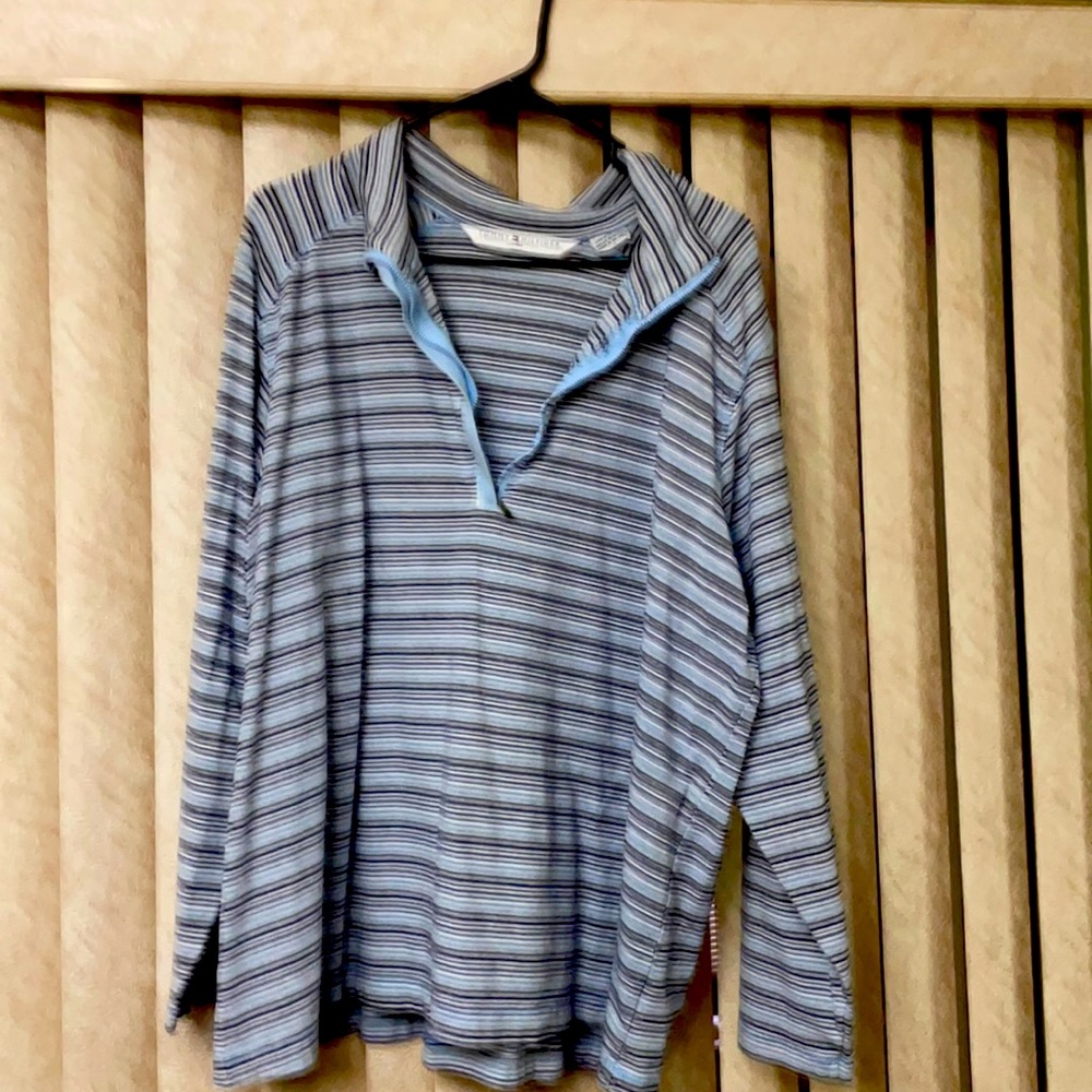 Long sleeve casual blouse